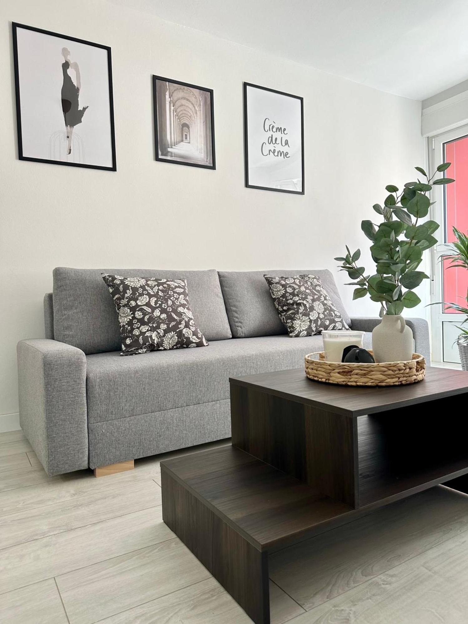 Cozy Flat 5 Mins From The Beach Gijon Exterior photo