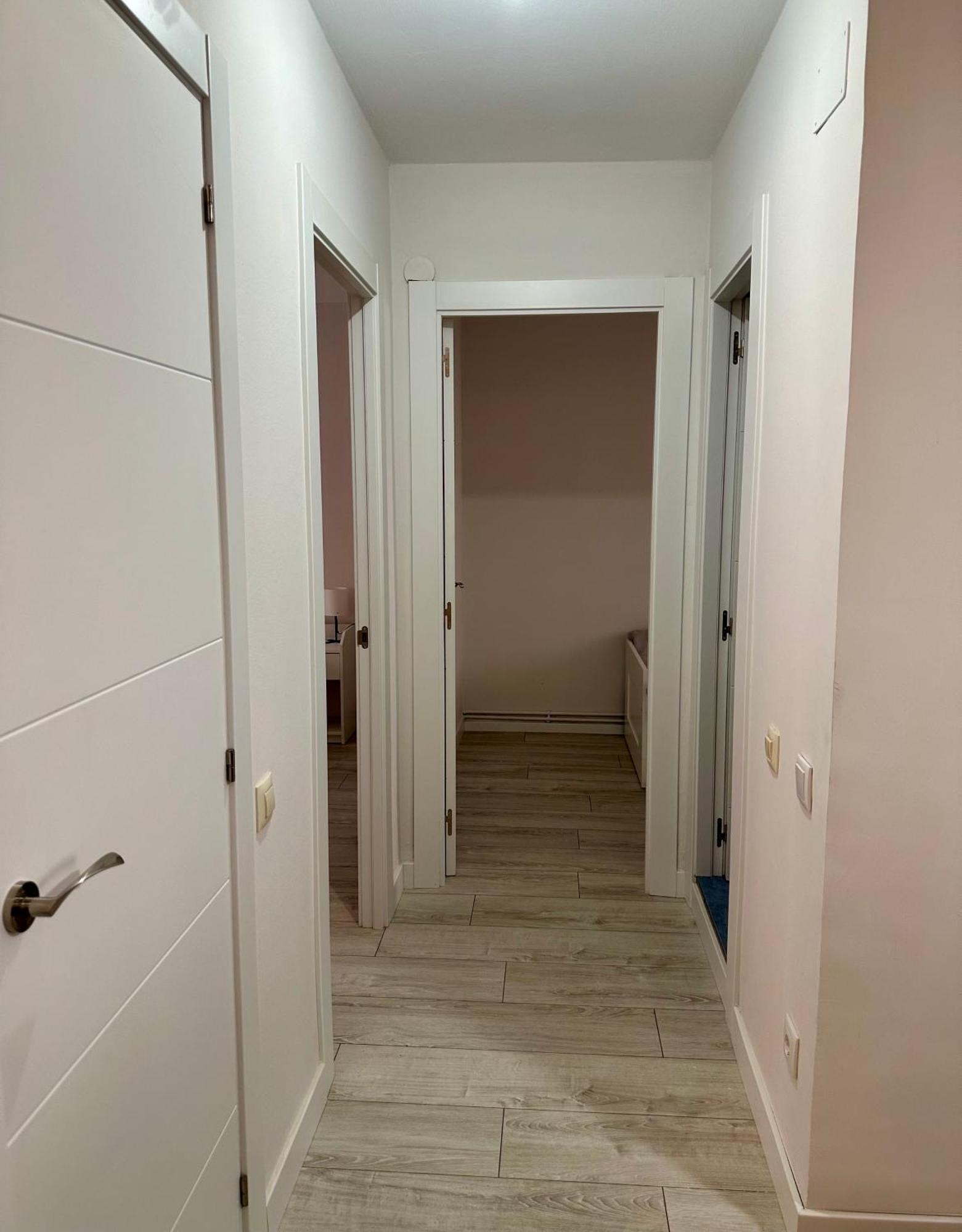 Cozy Flat 5 Mins From The Beach Gijon Exterior photo