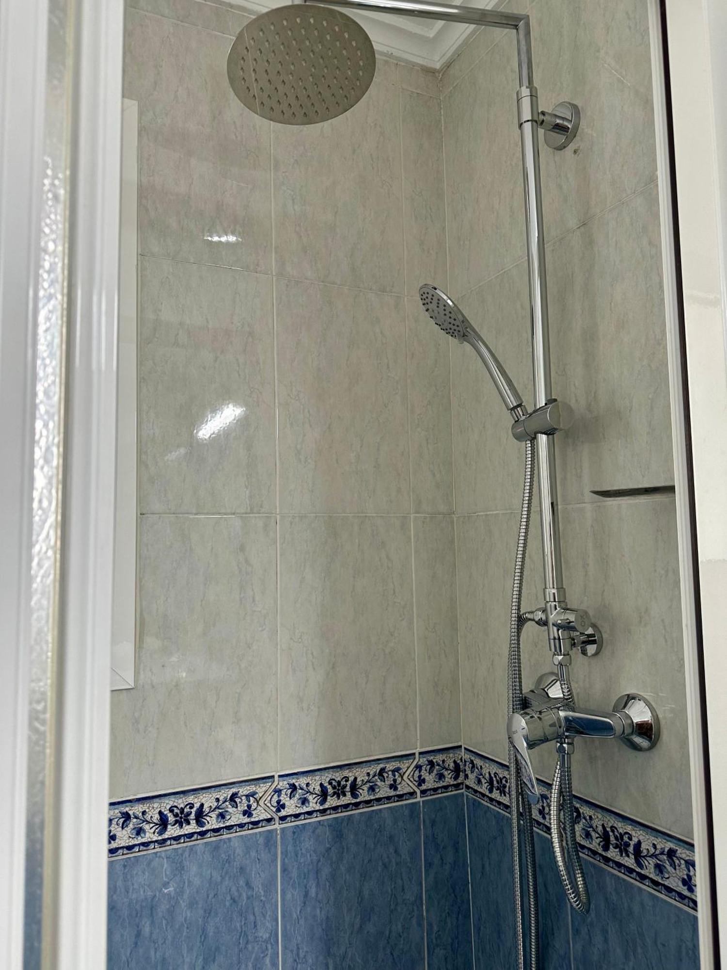 Cozy Flat 5 Mins From The Beach Gijon Exterior photo